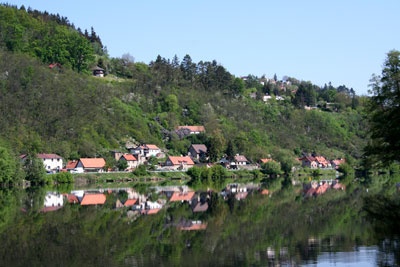 Pohled na Davli od ostrova sv. Kilián